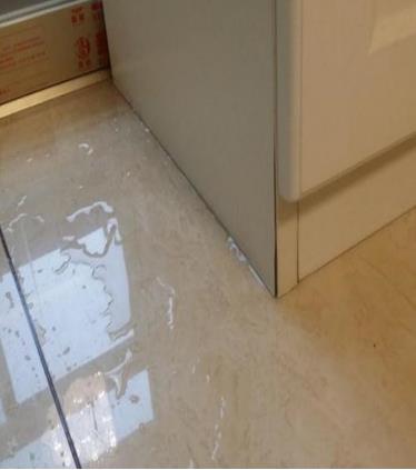 察哈尔右翼中漏水检测 厕所漏水怎么检测?